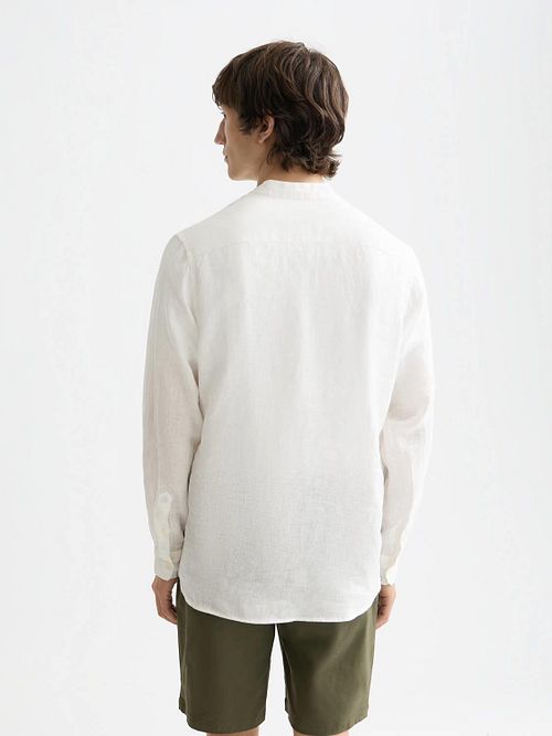 Camisa Mao de lino Scotch and Soda blanca Model / Achterkant