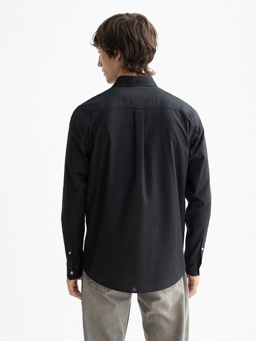 Scotch and Soda Core Oxford Overhemd Zwart Model / Achterkant
