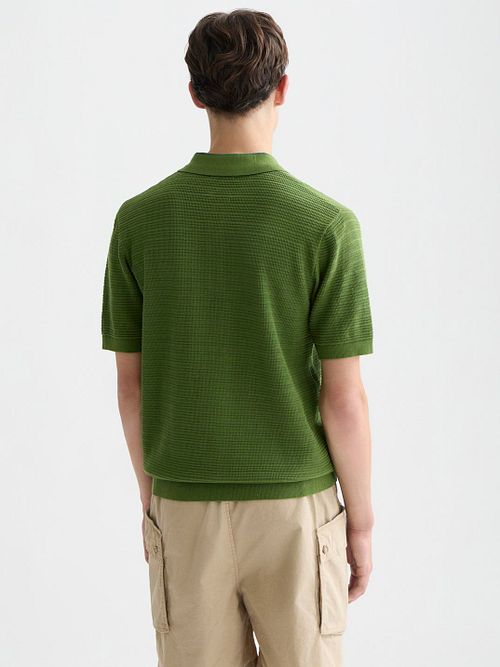 Scotch & Soda Knitted Polo Structure Green Model / Voorkant