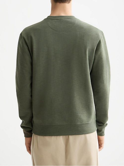 Sweter Scotch and Soda z logo w oliwkowej zieleni Model / Achterkant