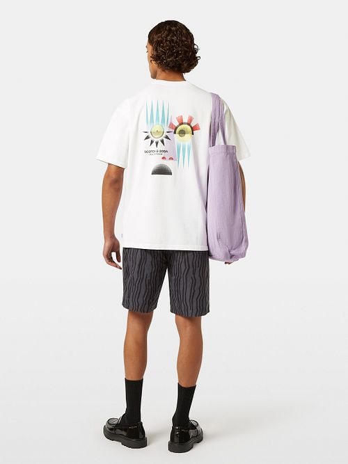 Scotch & Soda T-skjorte med Kunstverk Hvit Model / Achterkant
