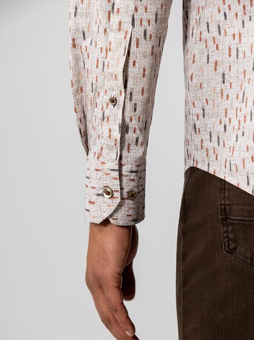 Camicia casual State of Art in popeline con stampa floreale Model / Detail