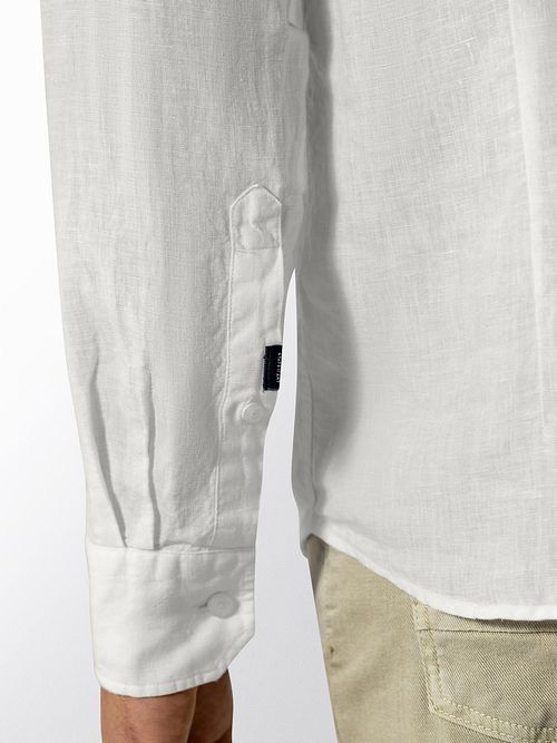 State Of Art Camisa Casual Lino White Model / Detail
