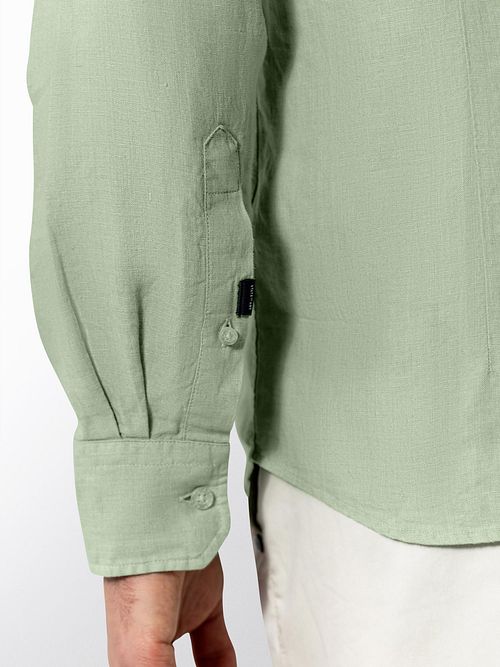 State of Art Camisa de lino verde claro Model / Detail
