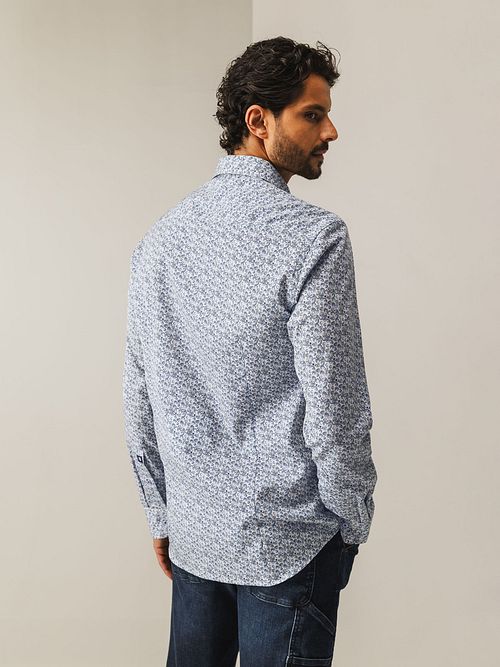 State Of Art Hemd Poplin Shell Blau Model / Achterkant