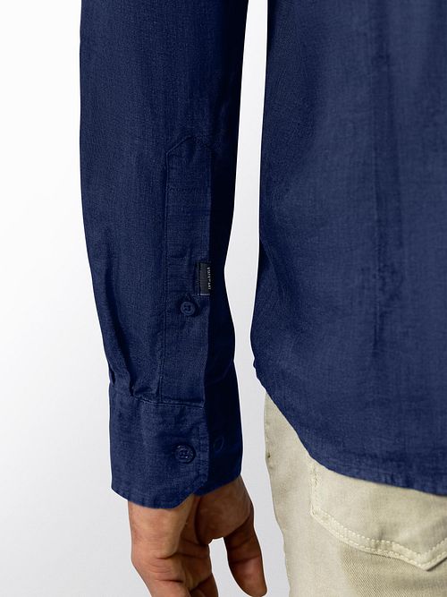 State Of Art Skjorta Linne Marinblå Model / Detail