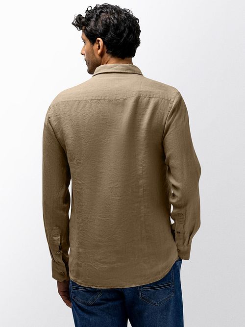 State Of Art Skjorta Linne Beige Model / Achterkant