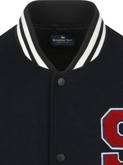 Steppin' Out Varsity Embroidery Jacke Navy Product / Detail