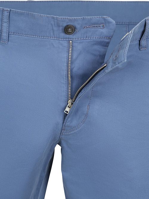 Chinosy Steppin' Out Newbury Light Twill w kolorze niebieskim Product / Detail