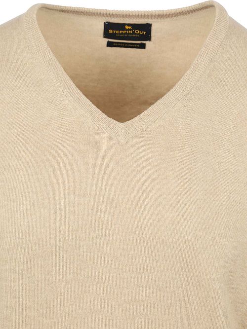 Steppin' Out Sweter z kaszmiru z dekoltem w serek w kolorze ecru Product / Detail