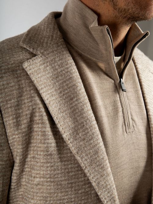 Suitable Blazer in maglia sfoderato beige Model / Detail