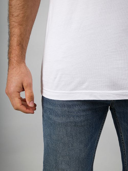 Suitable Vibambo T-Shirt de cuello en V blanco (pack de 6) Model / Detail