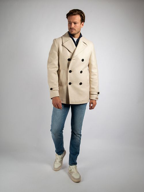 Suitable Coat Caban Wool Blend Ecru Model / Voorkant avec Stefan