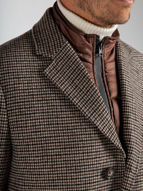 Suitable Coat Wolle Pepita Beige Camel Model / Detail