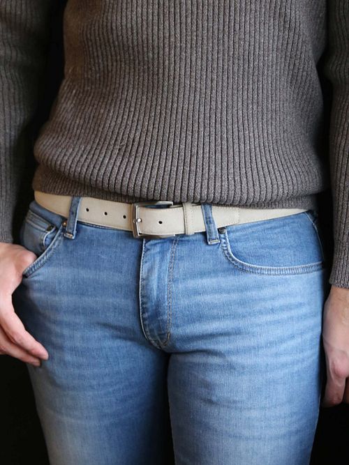 Suitable Wildleder Gürtel Weiß-Beige Model / Voorkant