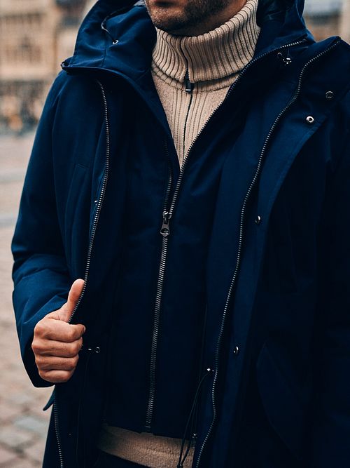 Passande Parka Black Mountain Navy Model / Sfeerbeeld