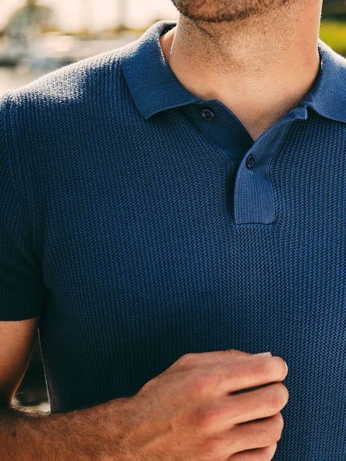 Suitable Respekt Polo Struktur Stickad Blå Model / Detail