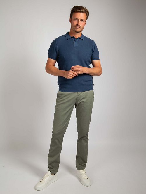 Suitable Respect Polo Structure Knit Niebieski Model / Voorkant