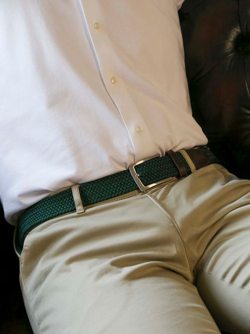 Suitable Geweven Riem Donkergroen Model / Voorkant