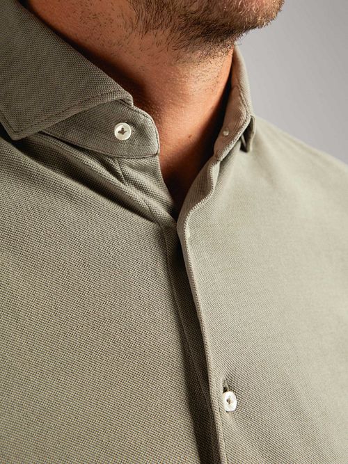Suitable Piqué Shirt Taupe Model / Detail