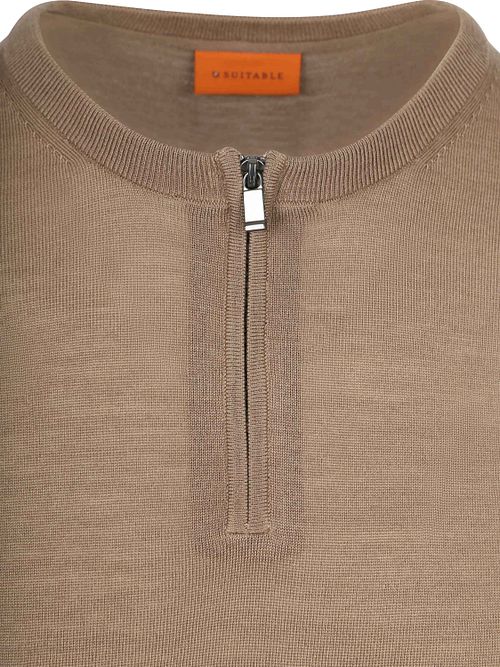 Sweter Suitable Crew Zip Merino w kolorze taupe Product / Detail