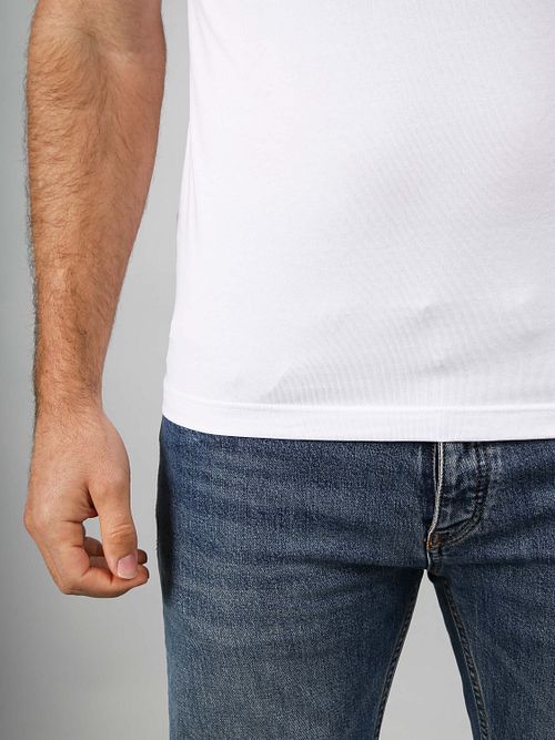 Suitable Otaru T-Shirt Wide Round Neck White 6-Pack Model / Detail