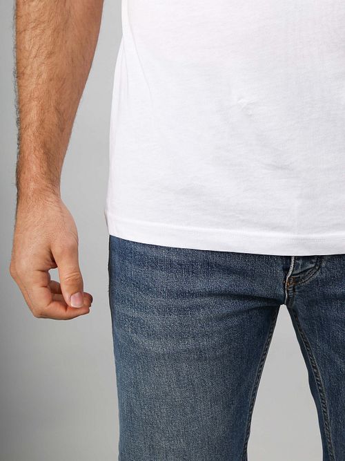 Suitable Ota T-skjorte Rund hals Hvit 2-pakning Model / Detail