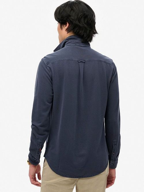 Koszula Superdry Vintage Destroy Pique w kolorze Sailing Navy Model / Achterkant