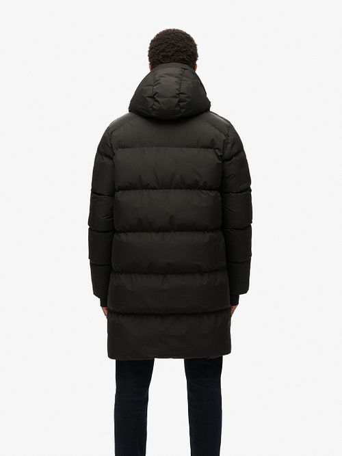 Superdry Lange Pufferjacke Hooded Schwarz Model / Achterkant