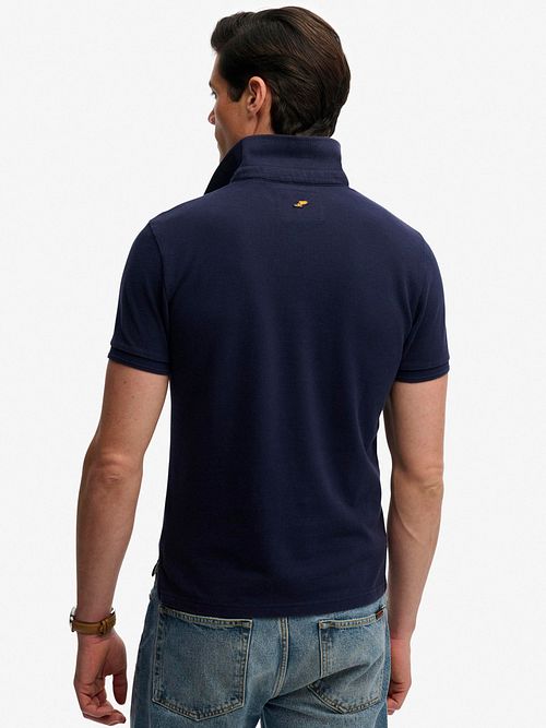 Superdry Piké Polo Klassisk Marinblå Model / Achterkant
