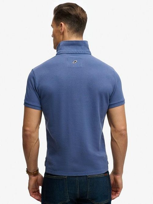 Superdry Polo Pique Classic Bay Blue Model / Achterkant