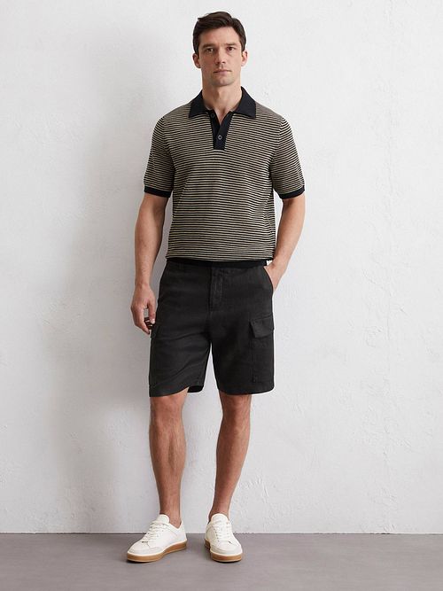 Marc O'Polo Poloshirt med striper i svart og beige Model / Voorkant