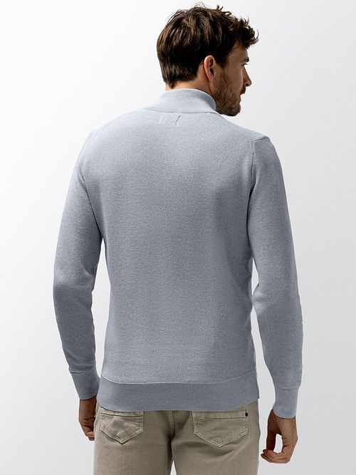 Sweter State of Art z krótkim zamkiem w błękitnym melanżu Model / Achterkant