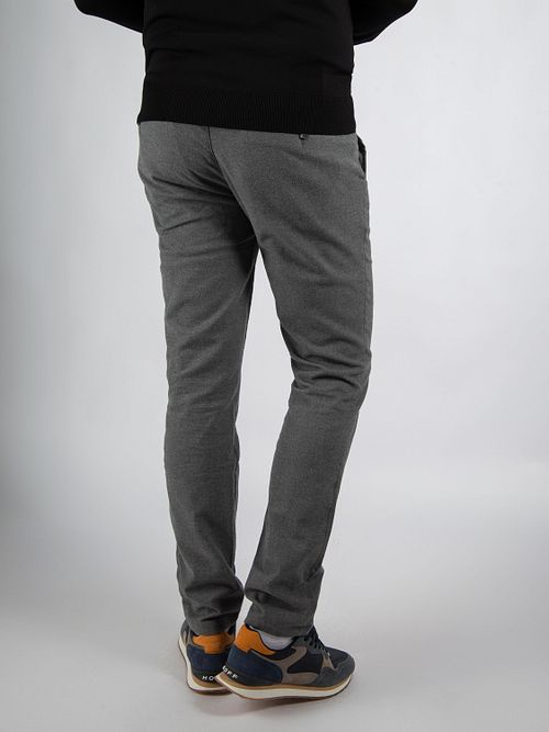 Chinosy Suitable Pico Pleat z flaneli, szare Model / Achterkant