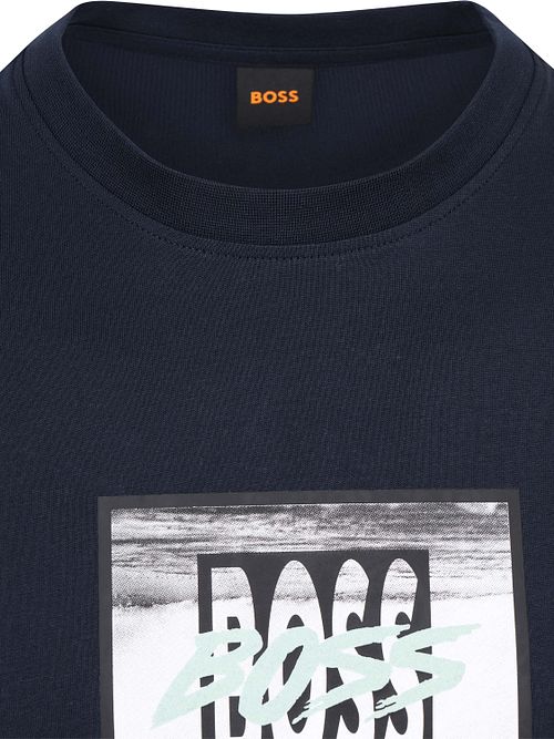 T-shirt BOSS Te DJ w kolorze granatowym Product / Detail