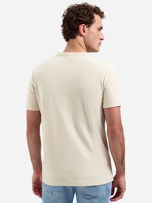 T-shirt No Excess z żakardowym splotem w kolorze ecru Model / Achterkant