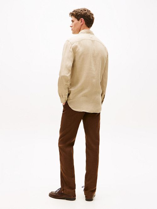 Tommy Hilfiger Hemd Leinen Beige Model / Achterkant