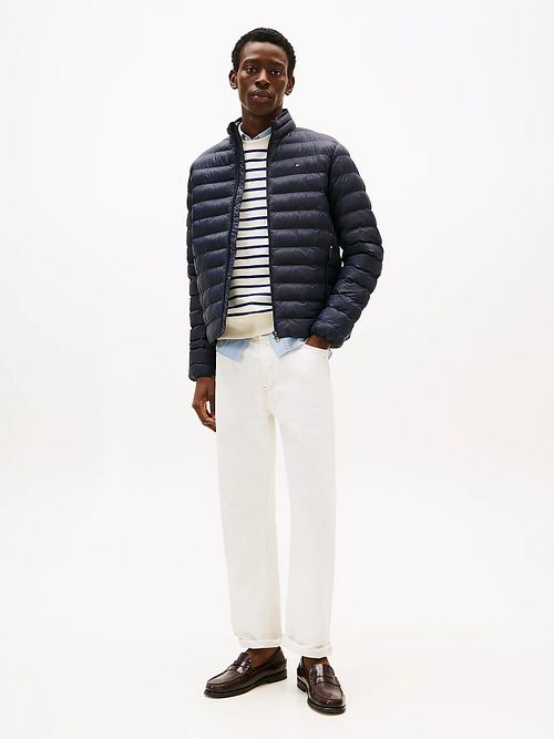 Kurtka Tommy Hilfiger Compact Core, granatowa Model / Voorkant