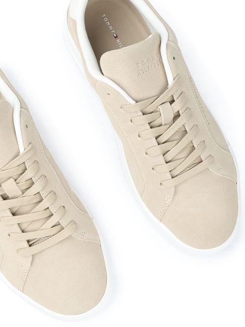 Tommy Hilfiger Sneaker Suede Court Beige Product