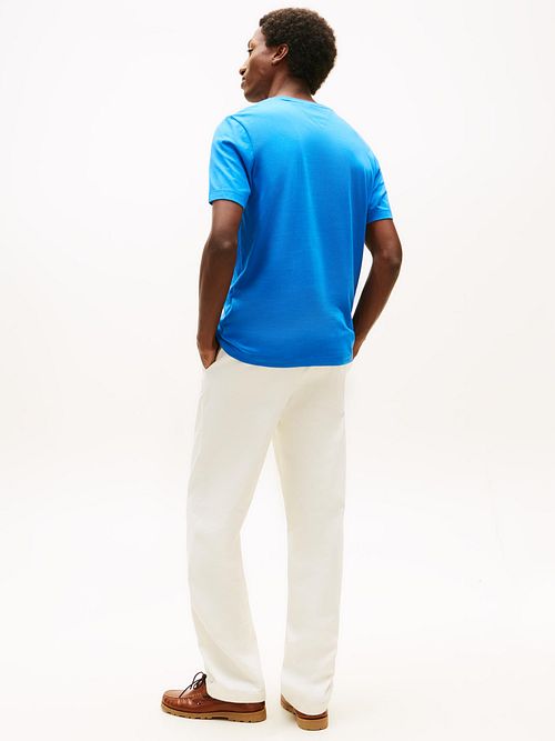 Tommy Hilfiger T-shirt Essential Orbit Blå Model / Achterkant