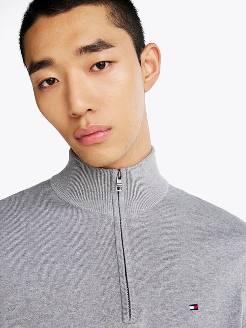 Tommy Hilfiger Half Zip Trui Essential Grijs Model / Voorkant