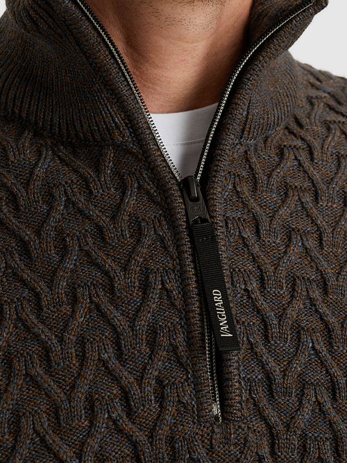 Vanguard Halfzip Pullover Braun Model / Detail