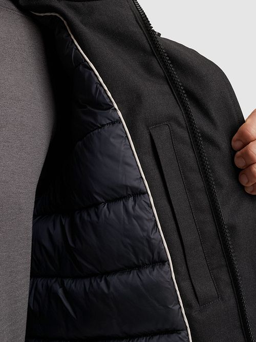 Vanguard Parka Wheelride Marine Model / Detail