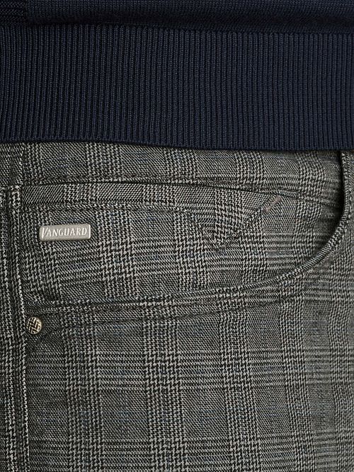 Spodnie Vanguard V850 Rider Colored Five Pocket w kolorze greige Model / Detail