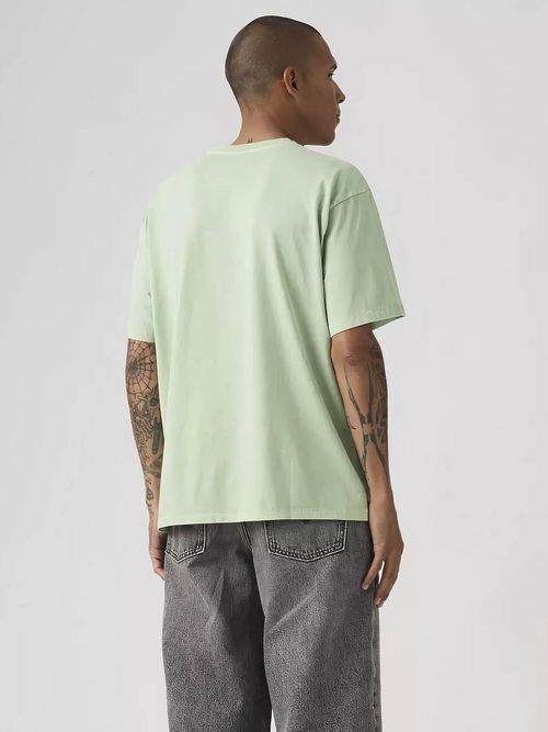 Levi's Camiseta Vintage Verde Model / Achterkant
