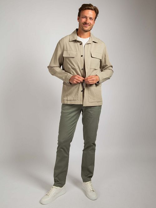Sobrecamisa Suitable de Tencel en greige Model / Voorkant