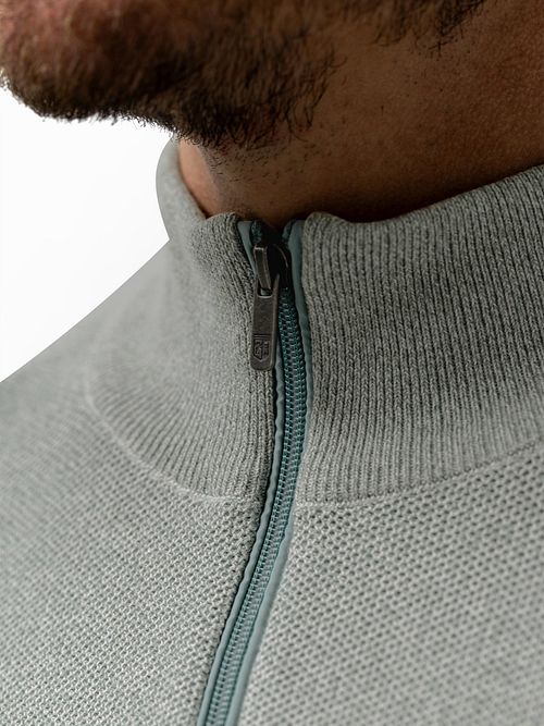 State of Art Maglione Half Zip Light Green Model / Detail