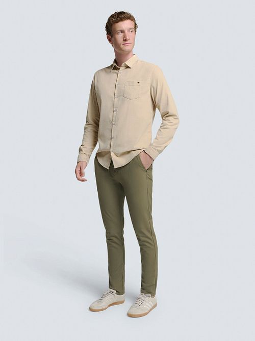 Chino No Excess 4-Way Stretch Sedoc Verde Model / Voorkant