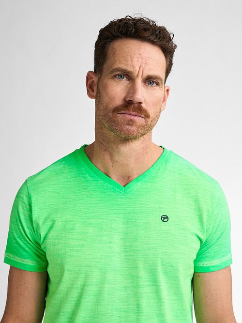 T-Shirt Petrol Stingray Vert Vif Model / Detail