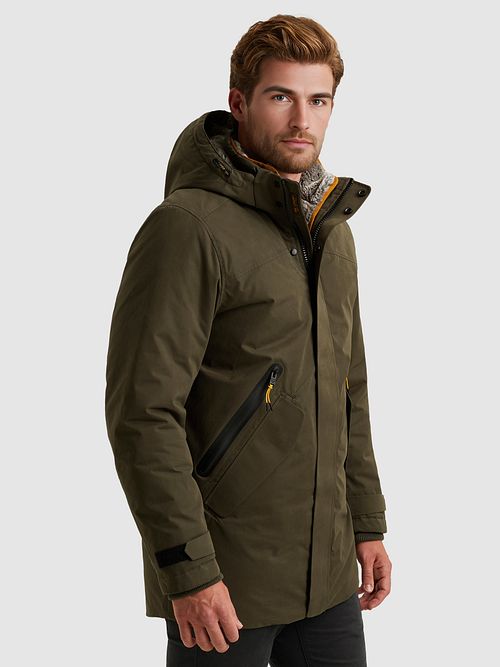 PME Legend Hydropacker Parka Vert Olive Model / Zijkant